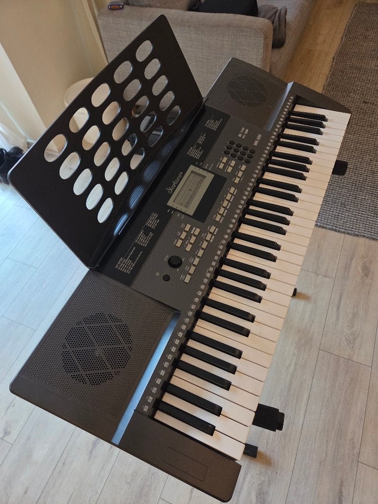 Startone MK-200 Keyboard, Muziek en Instrumenten, Keyboards, 61 toetsen, Met standaard, Zo goed als nieuw, Ophalen