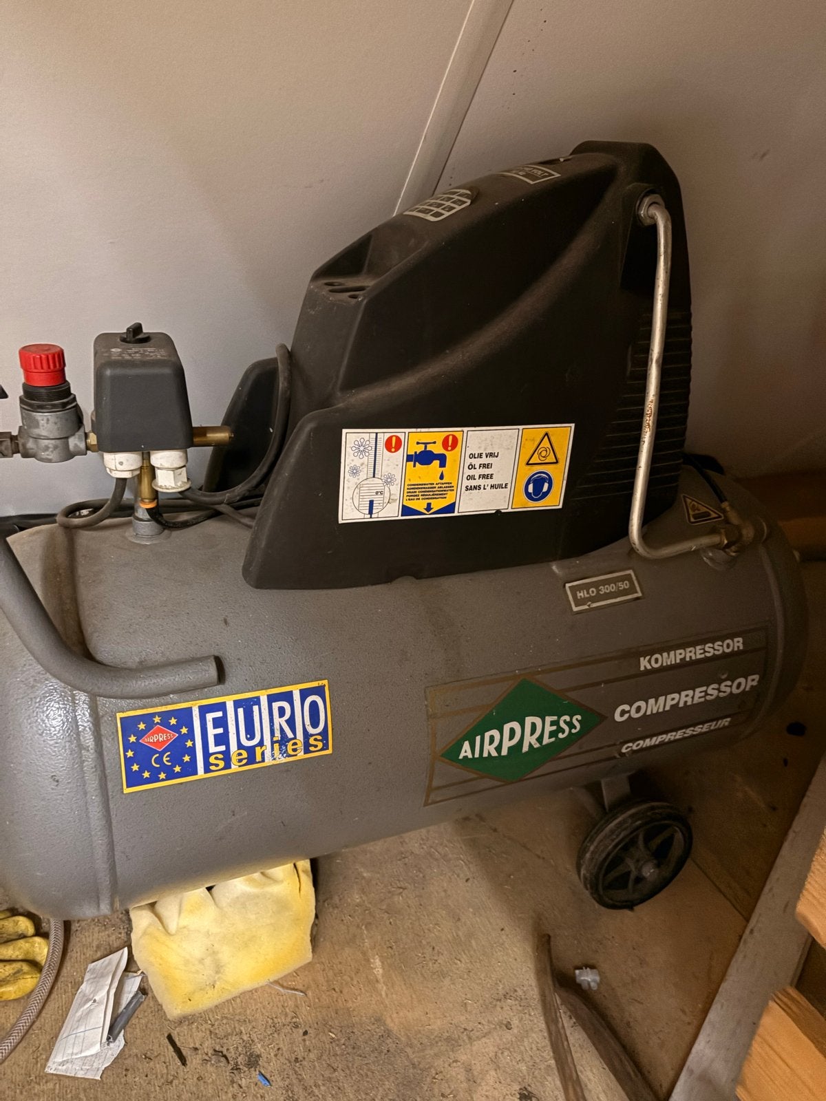 Airpress Compressor - Euro Series, Ophalen, Gebruikt, 10 bar of meer, 25 tot 100 liter