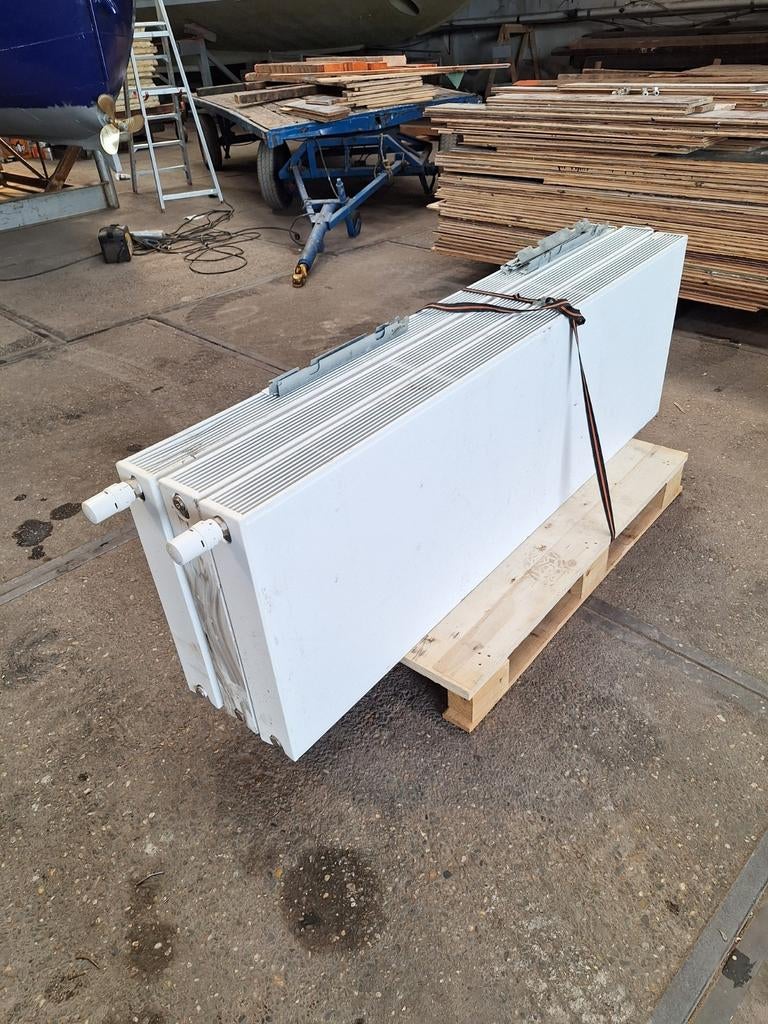 Radiatoren vasco, Doe-het-zelf en Verbouw, Verwarming en Radiatoren, Ophalen, 30 tot 80 cm, Radiator, Zo goed als nieuw