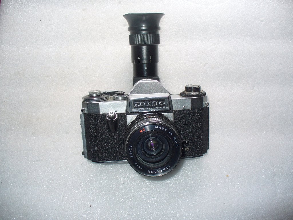 Praktica nova B met Hoekzoeker, Audio, Tv en Foto, Fotocamera's Analoog, Ophalen of Verzenden, Gebruikt, Spiegelreflex, Overige Merken