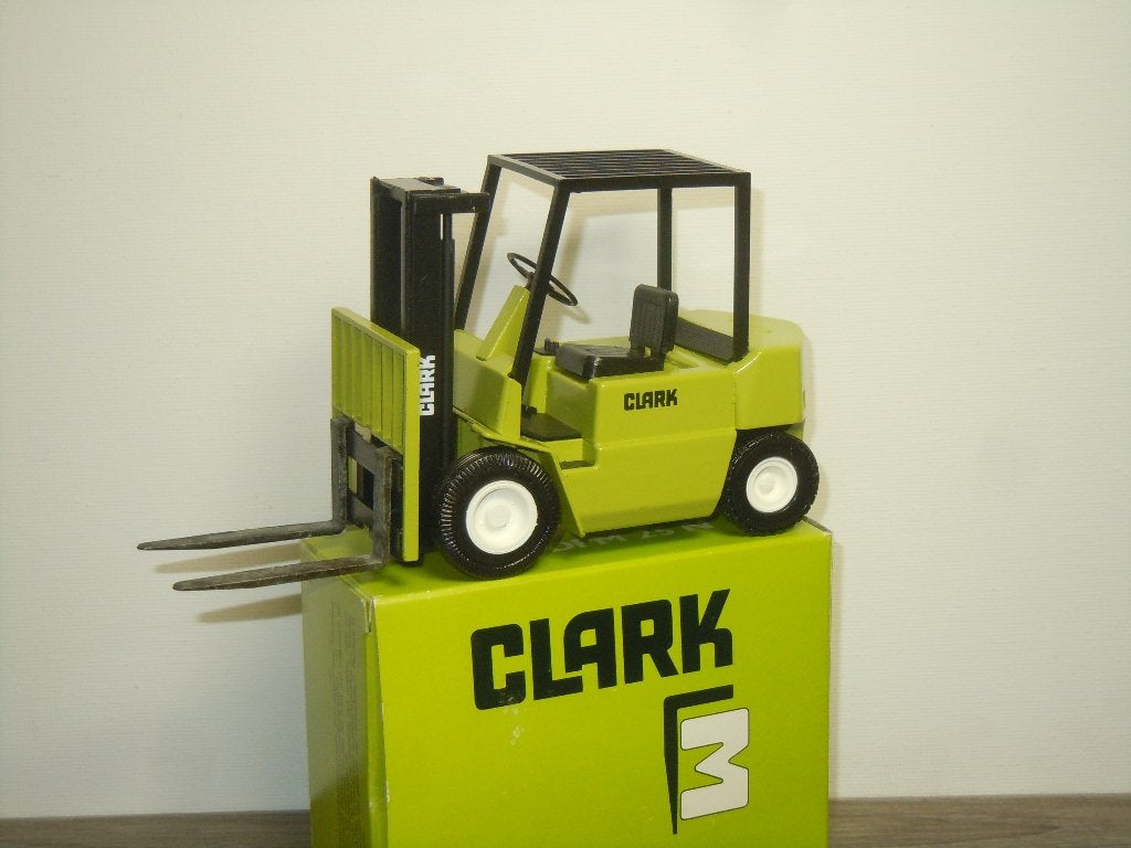 Clark DPM 25N Forklift Heftruck - Conrad 2972 Germany - 1:25, Overige merken, Duitsland, Verzenden, Conrad