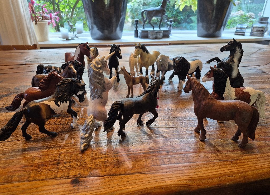 Schleich paardjes, Ophalen, Zo goed als nieuw