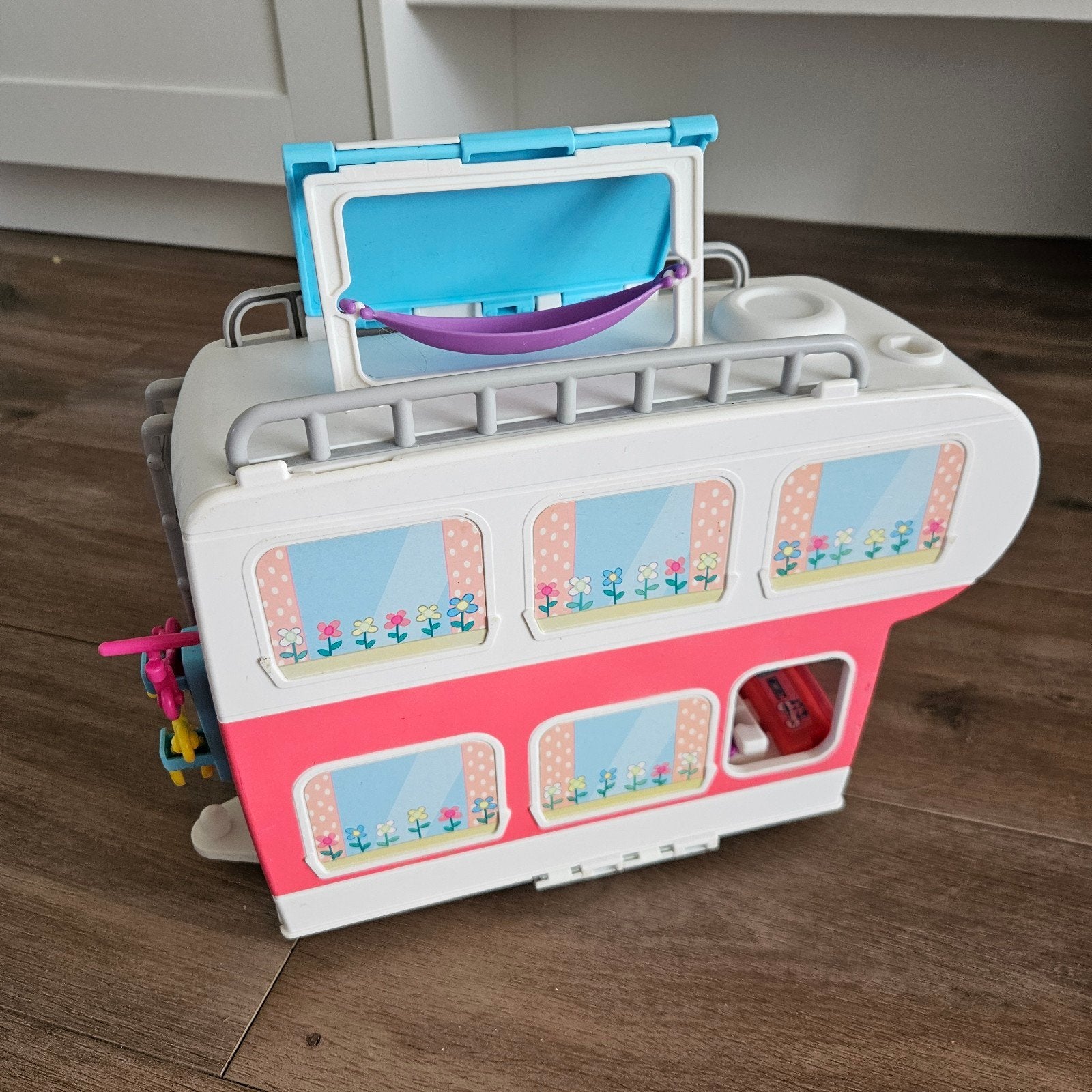 Peppa Pig Camper Speelset, Ophalen of Verzenden, Zo goed als nieuw