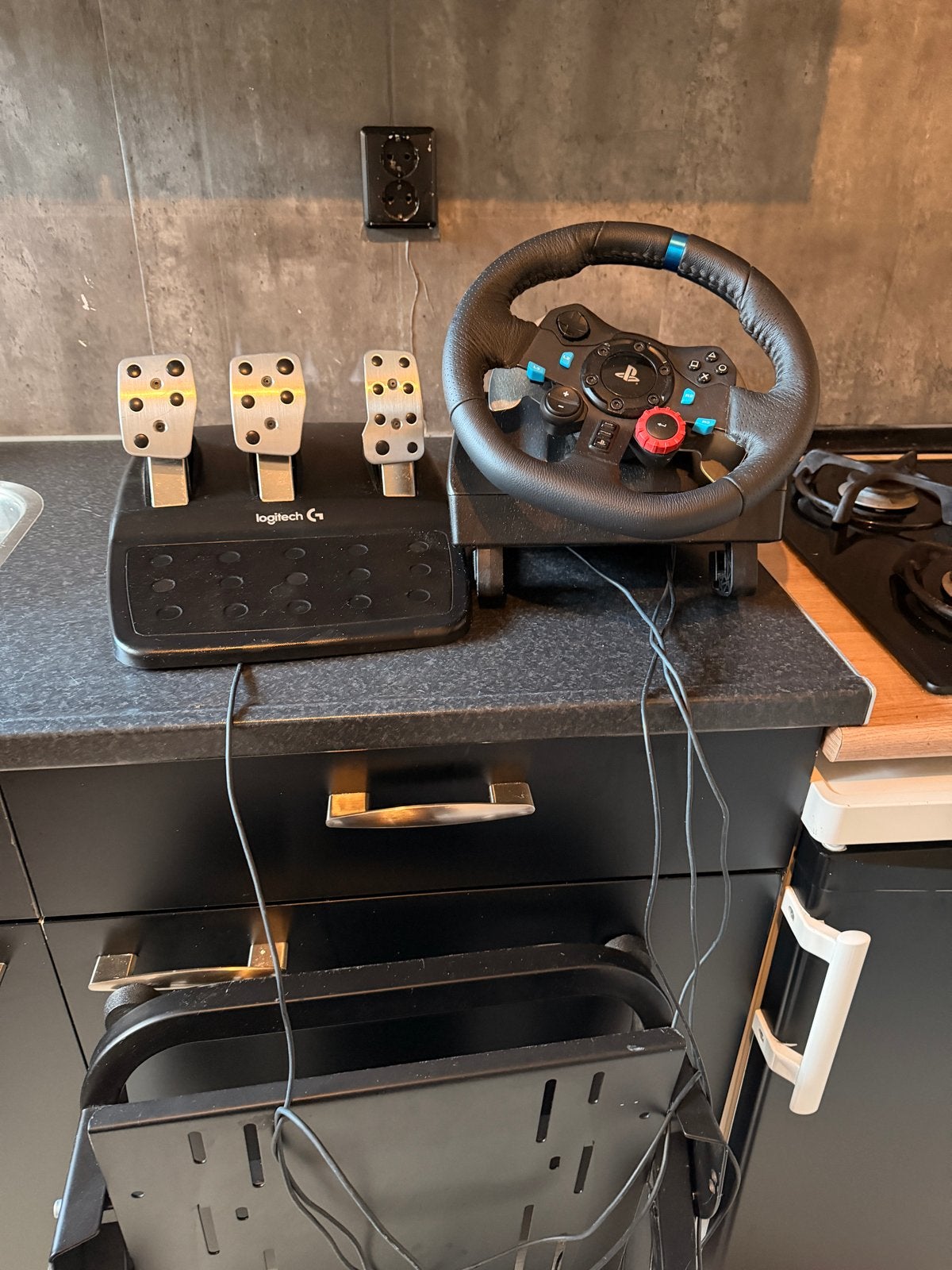 Logitech G29 racestuur met pedalen, Ophalen, Racestuur, Force feedback, Zo goed als nieuw