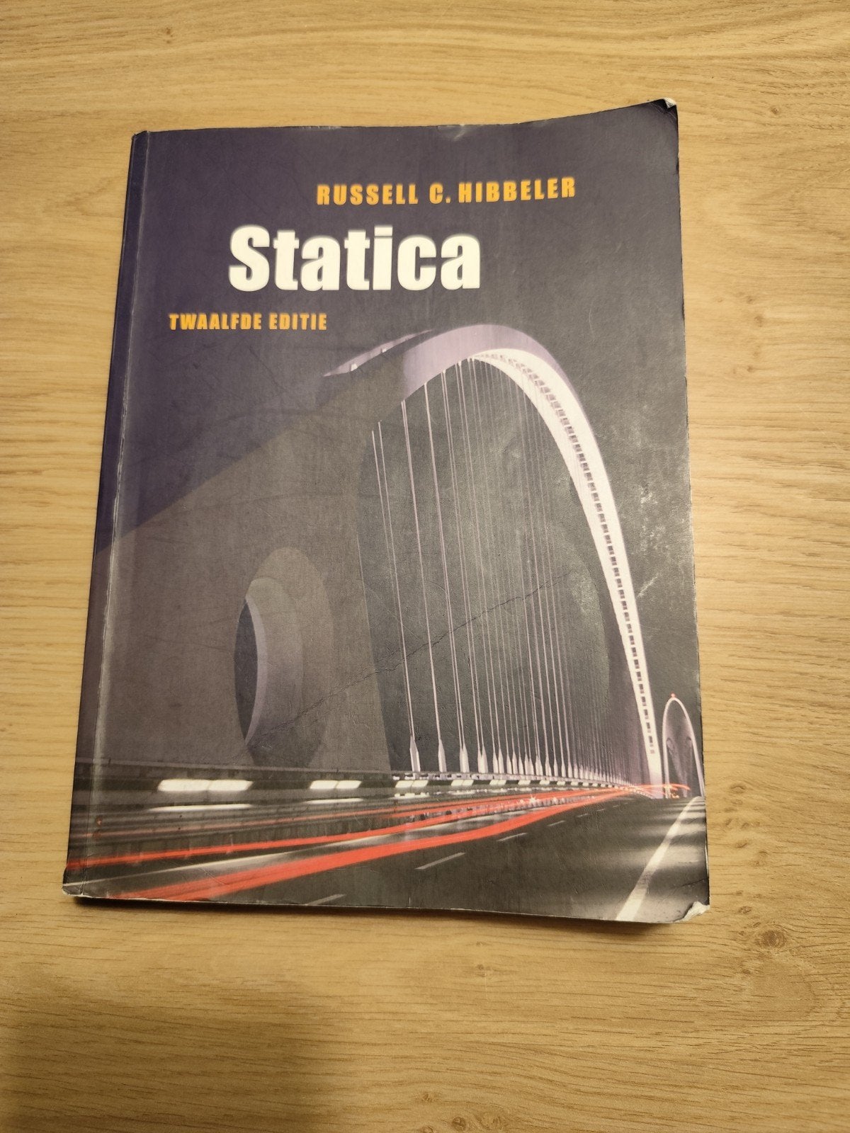 Russell C. Hibbeler - Statica, Ophalen of Verzenden, Zo goed als nieuw, Russell C. Hibbeler, Nederlands