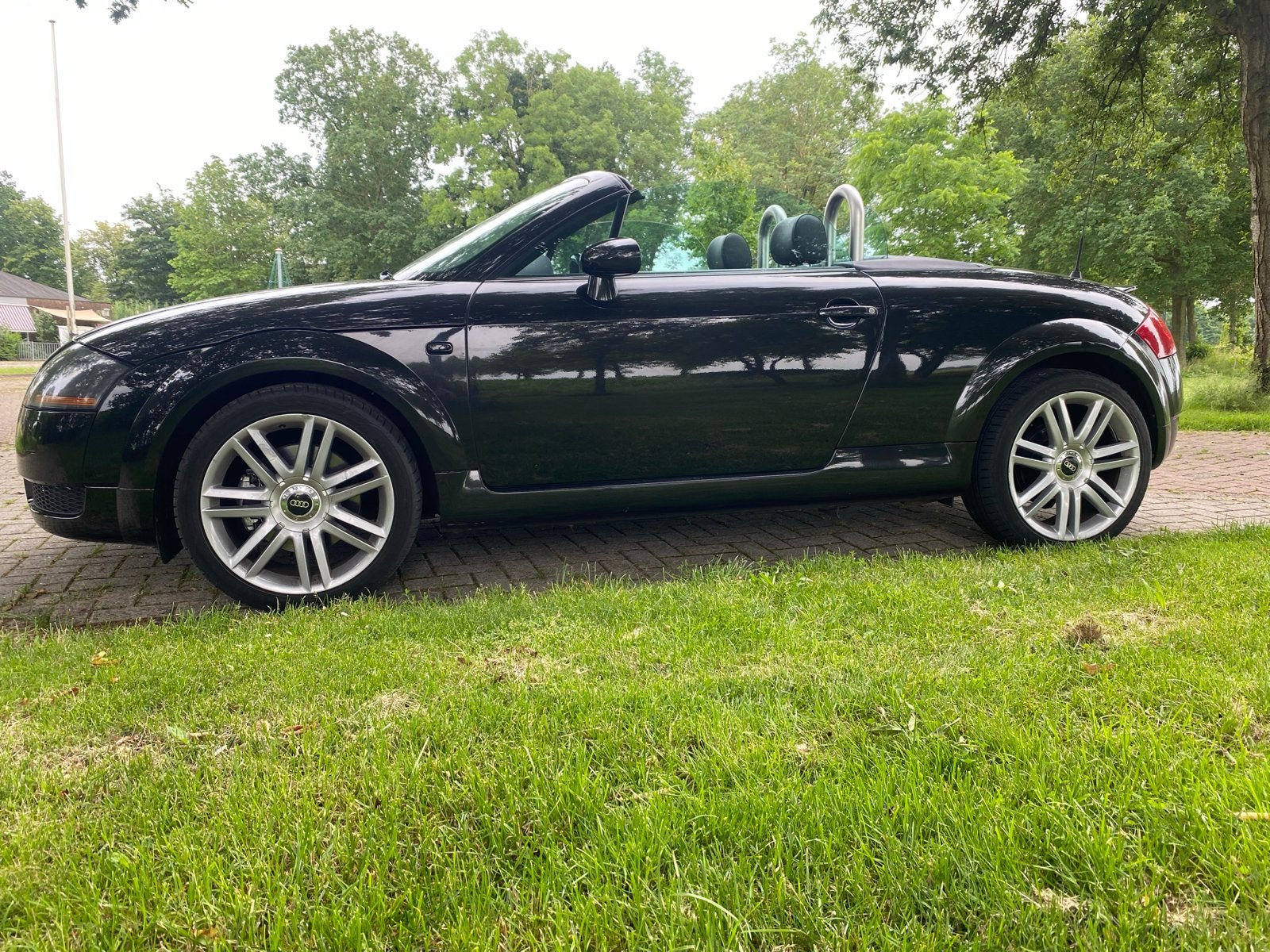 Nederlandse Audi TT 1.8 T Roadster Quattro 165KW 2001 Zwart, Auto's, Audi, TT, Automatische klimaatregeling, Zwart, 4 cilinders