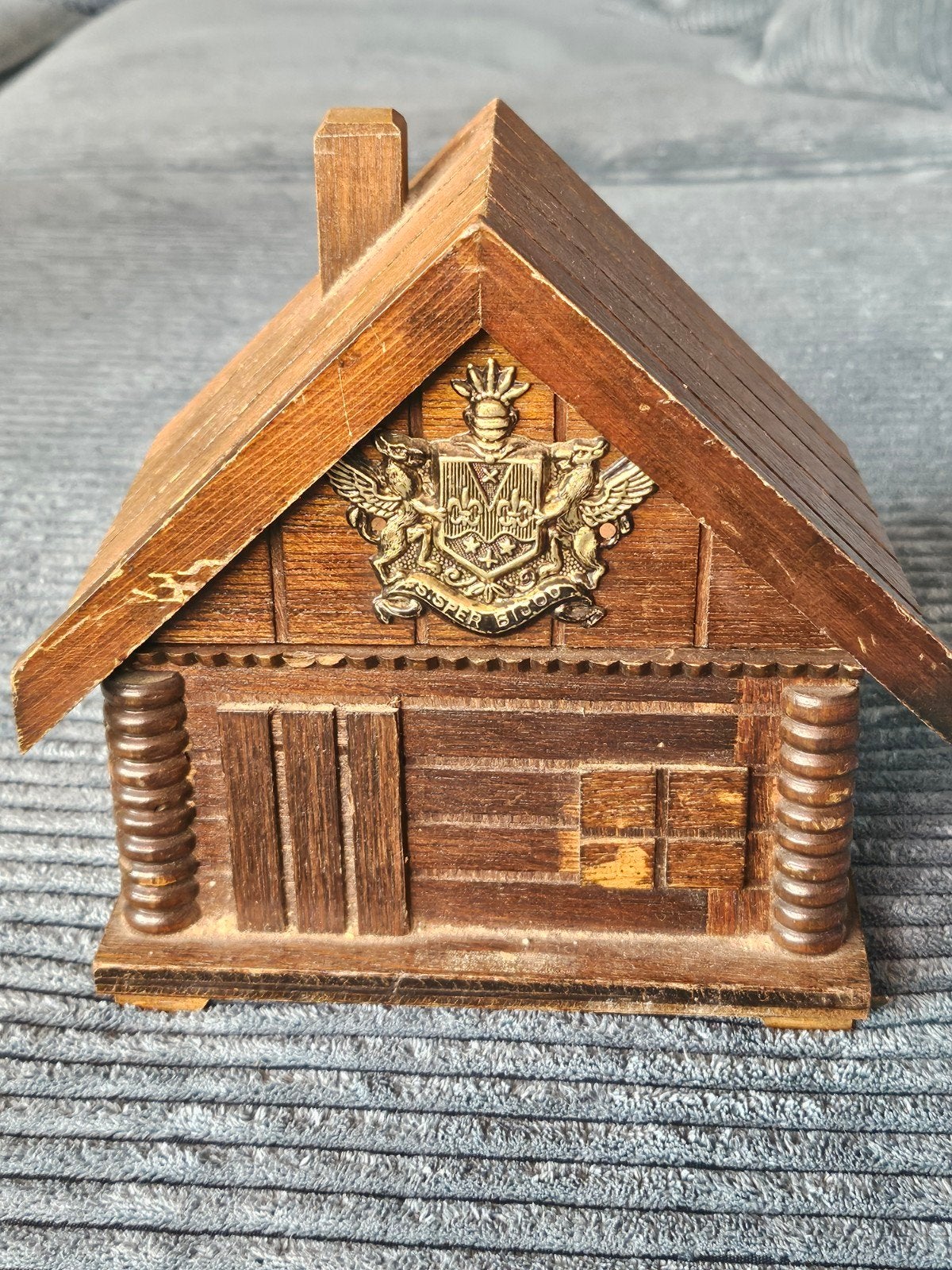 Vintage S. Sper Bijou Sieradendoos Houten Blokhut Design, Ophalen of Verzenden