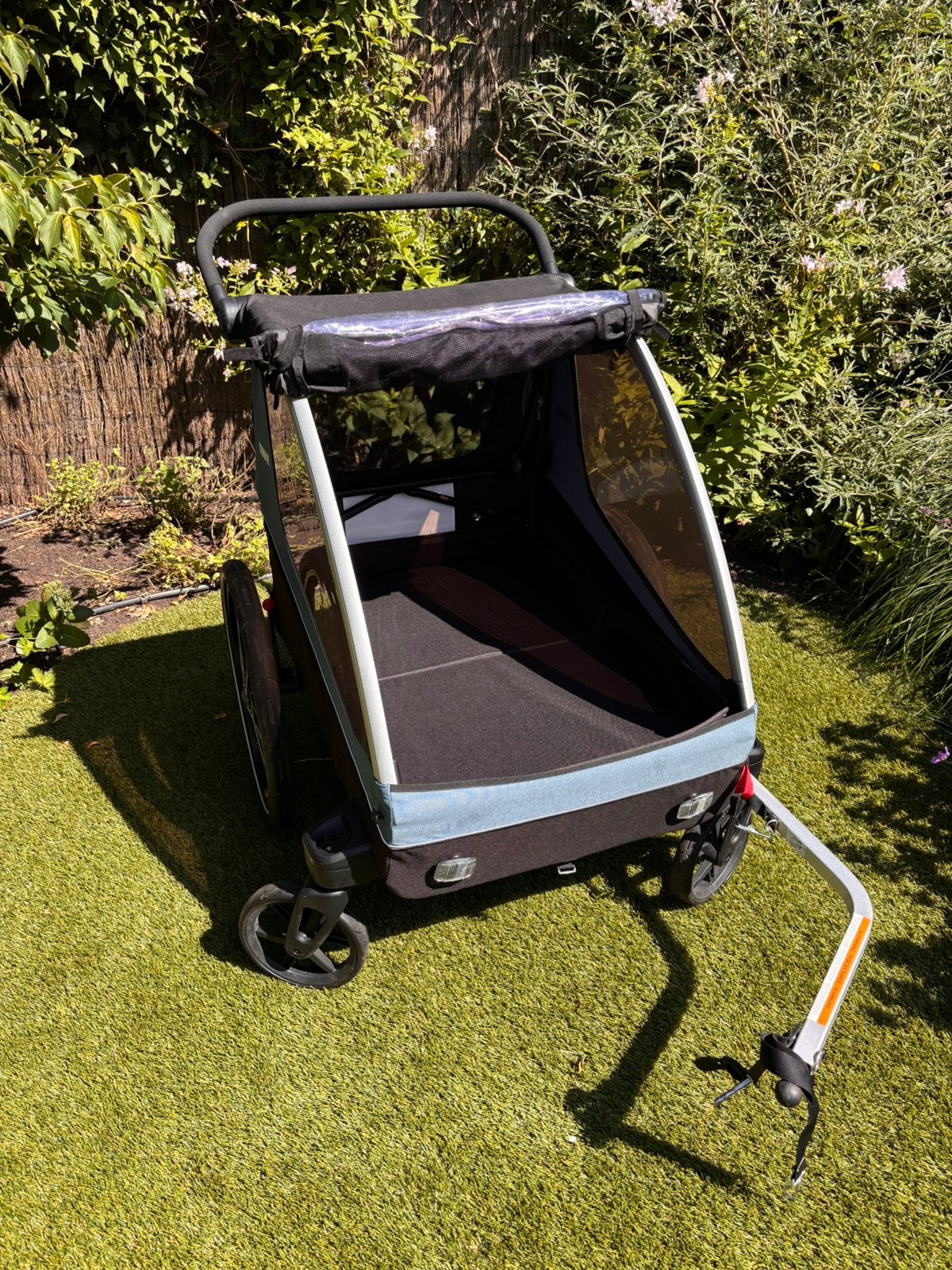 Thule Courier fietstrailer – compleet pakket, Fietsen en Brommers, Fietsaccessoires | Aanhangers en Karren, Zo goed als nieuw