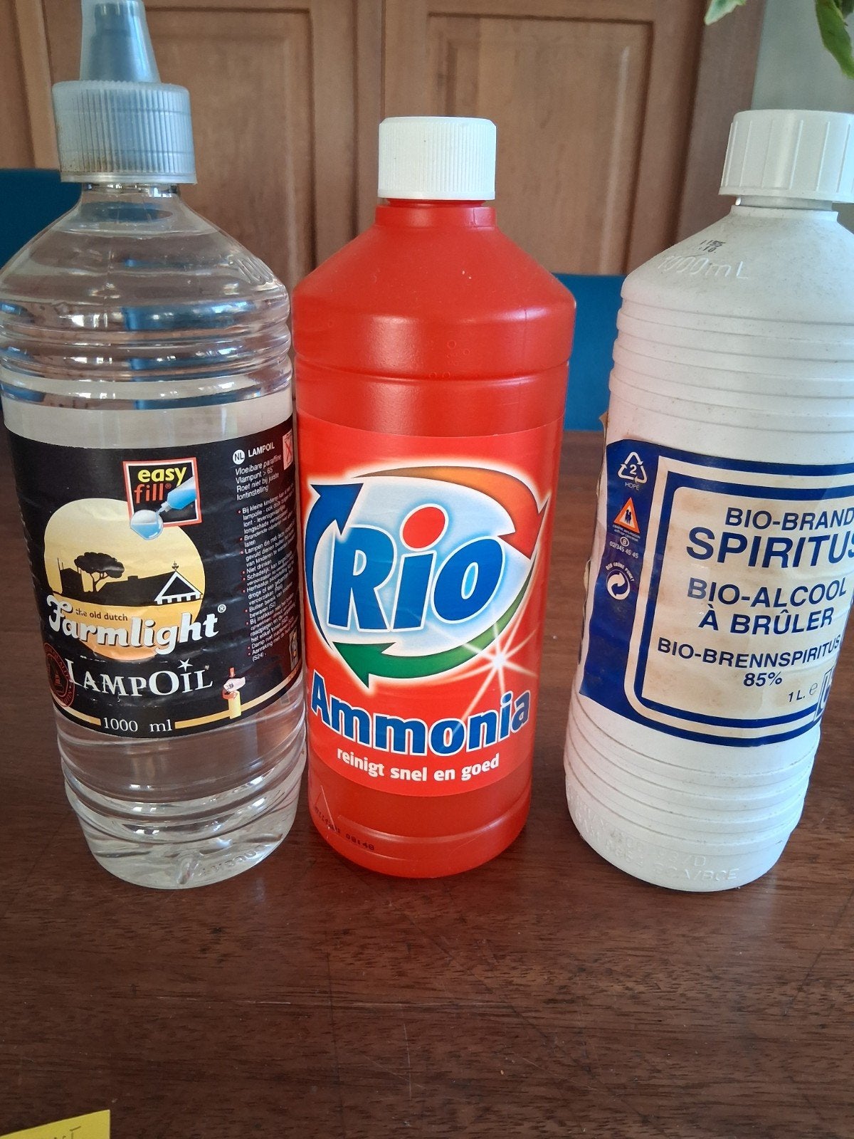 gratis lampolie ammonia en spiritus 85% GRATIS, Ophalen of Verzenden