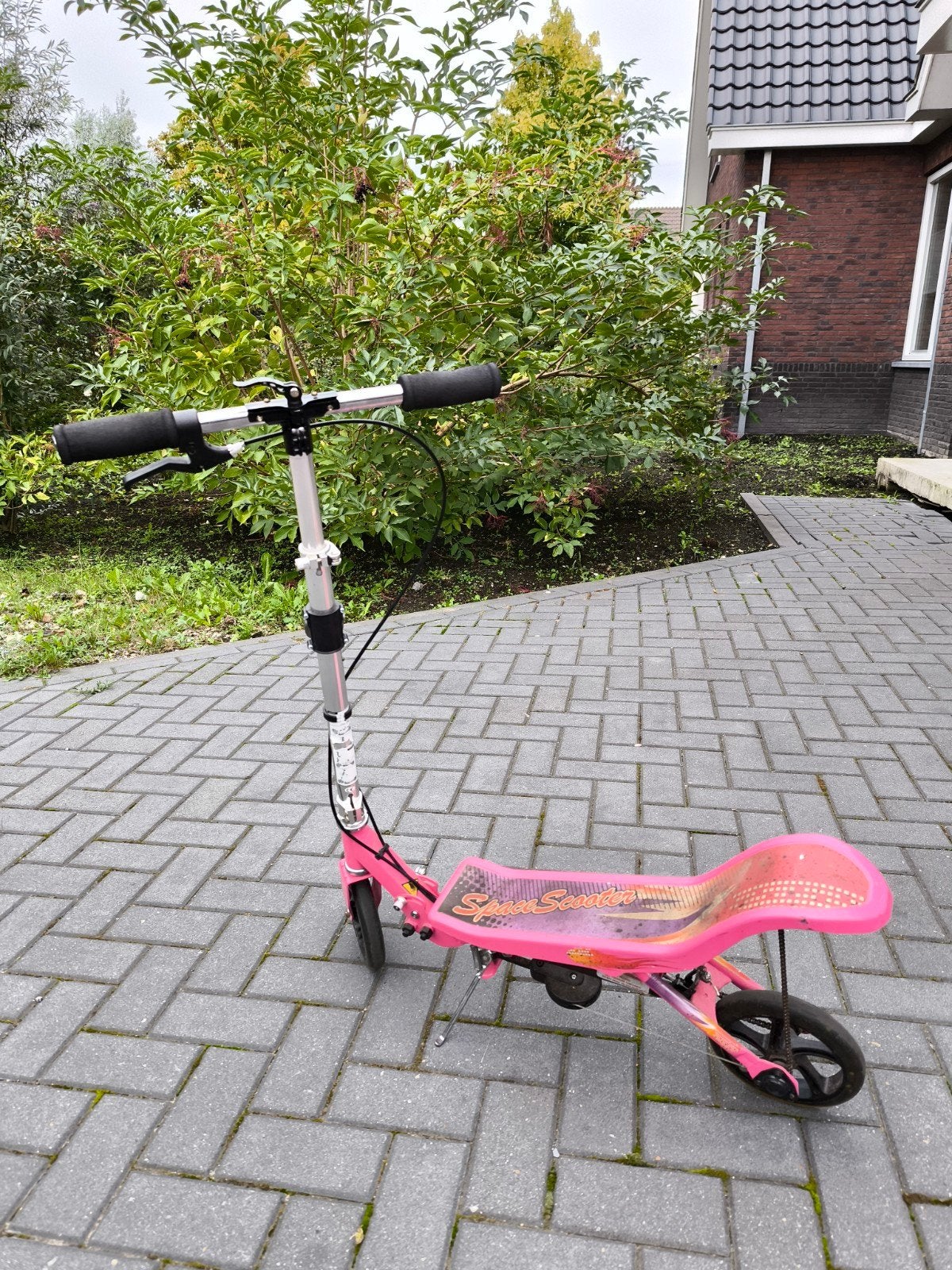 Roze Space Scooter - Gebruikt maar in goede staat, Fietsen en Brommers, Ophalen, Gebruikt, Overige typen, Space Scooter