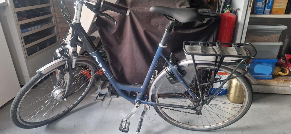 Damesfiets electrisch, oudje. Bv kroegfiets, Fietsen en Brommers, Ophalen, Gebruikt, Minder dan 30 km per accu, Overige merken