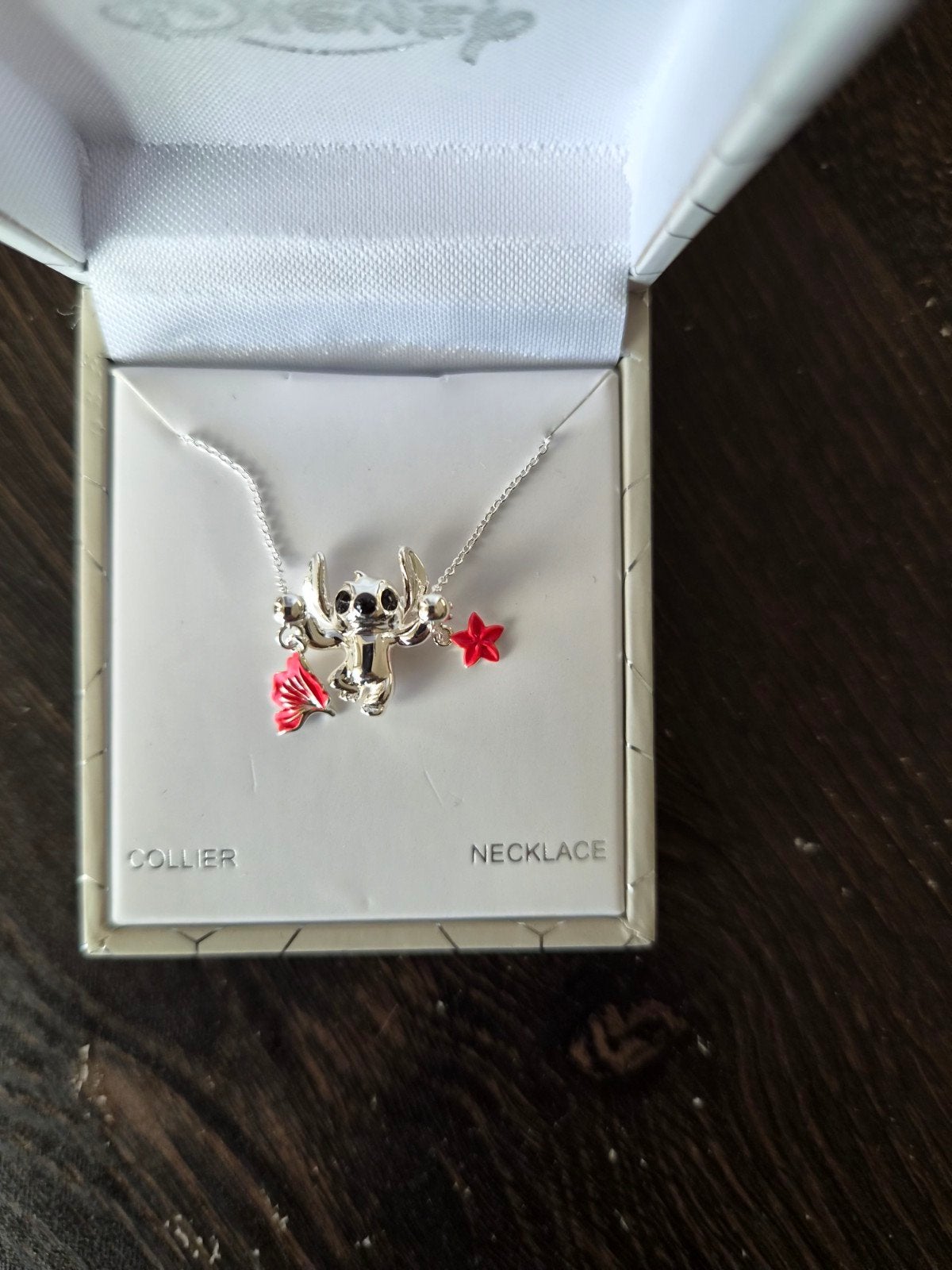 Disney Stitch Ketting - Nieuw in doos, Ophalen of Verzenden, Nieuw, Zilver, Overige materialen