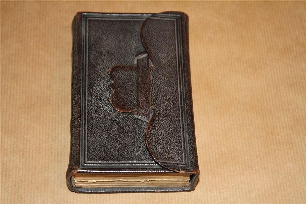 Antiek bijbeltje - Jongbloed Leeuwarden - 1870, Antiek en Kunst, Antiek | Boeken en Bijbels, Ophalen of Verzenden
