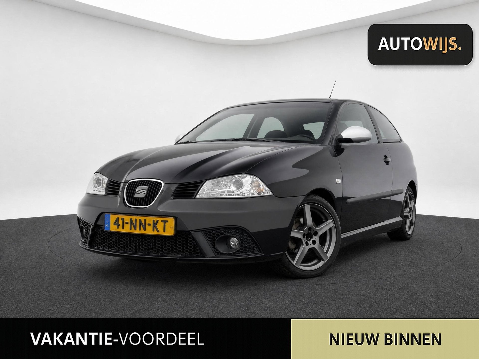 Seat Ibiza 1.4-16V Sport|XENON|LM VELG|SPORT!, Auto's, Voorwielaandrijving, Zwart, 4 cilinders, Origineel Nederlands