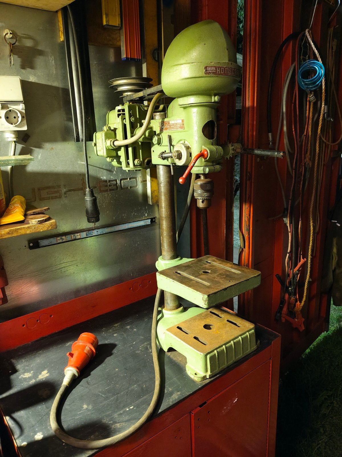 Vintage Delta Milwaukee Homecraft Kolomboormachine, Doe-het-zelf en Verbouw, Gereedschap | Boormachines, Ophalen, Gebruikt, 600 watt of meer