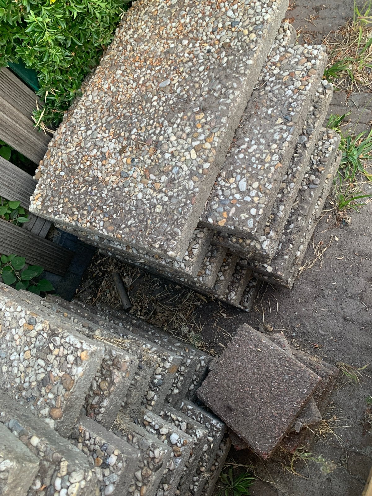 15 grindtegels 40x30 cm (ong.), Ophalen, Gebruikt, 5 tot 10 m², Grind