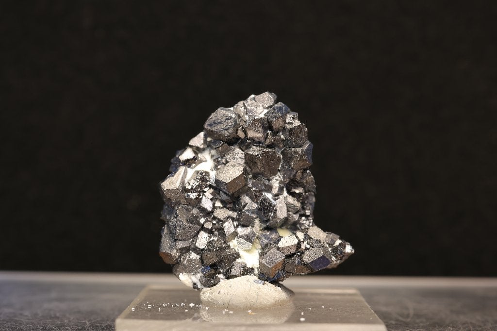 MP22. Magnetiet (6), Ophalen of Verzenden, Mineraal