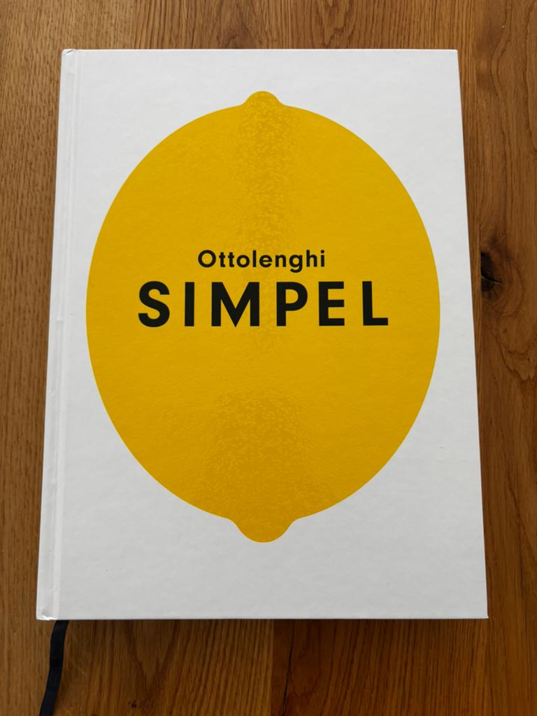 Yotam Ottolenghi - Simpel, Boeken, Ophalen of Verzenden, Zo goed als nieuw, Yotam Ottolenghi
