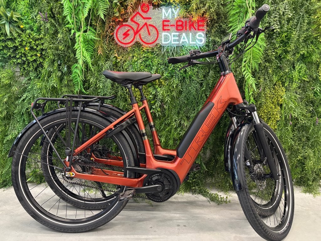 DEMO Set Trek District+ 4 | Bosch Perf | 400/725wh | Belt