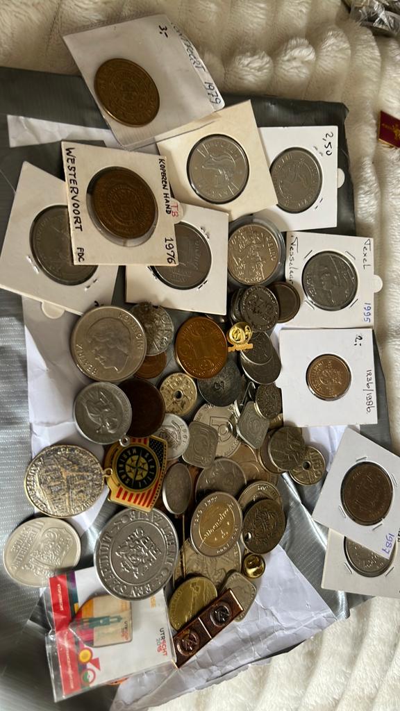 Verzameling oude penningen, Ophalen of Verzenden, Overige materialen
