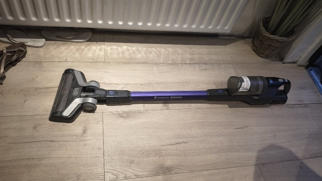 Stofzuiger Black & Decker Power serie Steel stofzuiger op ba, Ophalen, Gebruikt, Geschikt voor tapijt, Reservoir