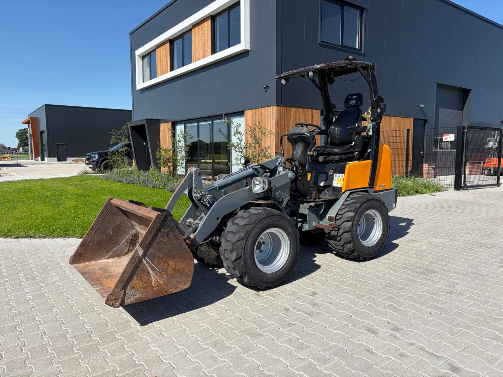 Giant D332 SWT X-tra (bj 2017), Wiellader of Shovel