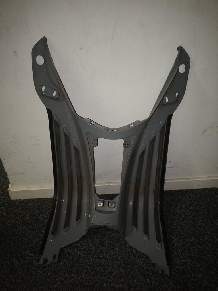 Voetplaat/Beenschild voor Scooter, Ophalen of Verzenden, Gebruikt, Overige typen, Overige merken