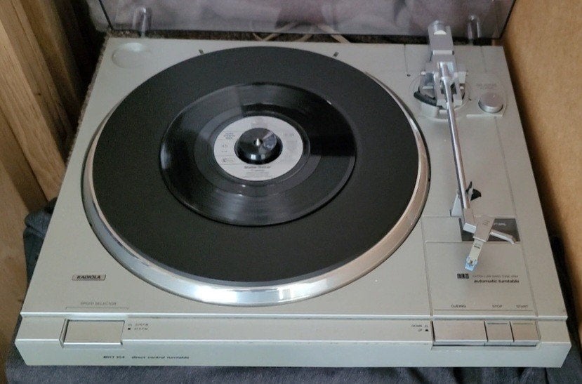 Radiola RT 164 ( Philips  F7230 ) Direct Control Pla, Ophalen, Philips, Gebruikt, Automatisch