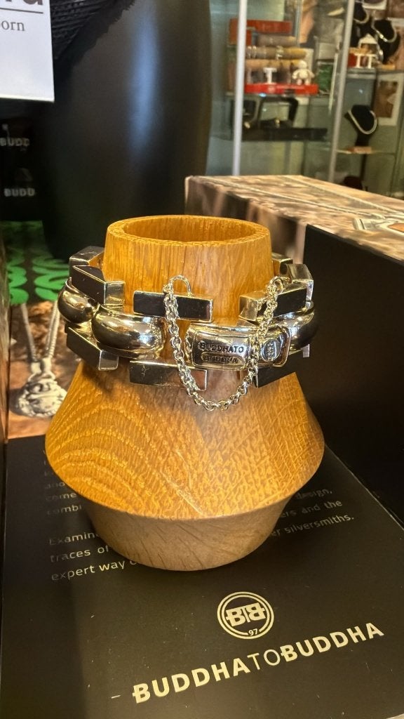 BUDDHA TO BUDDHA ARMBAND TYPE 030 E BATUL 2 CM 19 CM €399,95, Ophalen of Verzenden, Zo goed als nieuw, Zilver, Zilver