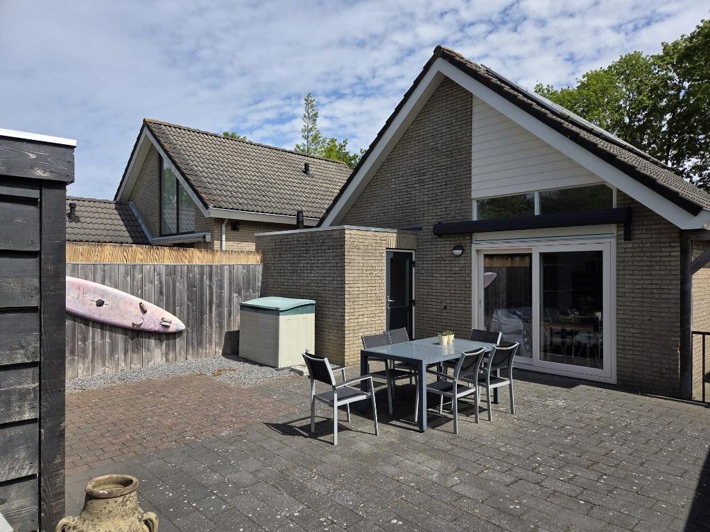 Vrij van 20 t/m 24 sept. Vakantiehuis De Schurveling Ouddorp, Vakantie, 4 of meer slaapkamers, Overige typen, Zeeland, Recreatiepark