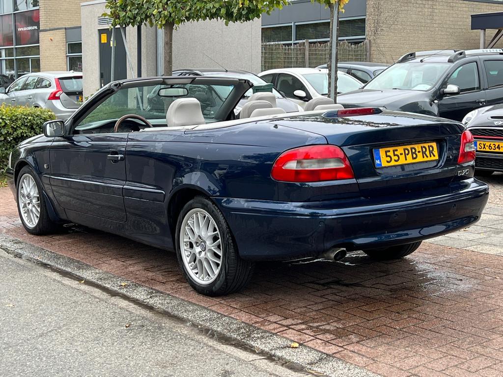 Volvo C70 Convertible 2.4 T *Automaat | APK 5- 2027 *, C70, Gebruikt, Cabriolet, Leder