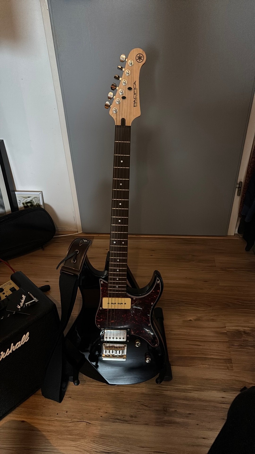 Yamaha Pacifica 311h Elektrische Gitaar + versterker, Ophalen, Gebruikt, Gitaar, Minder dan 50 watt