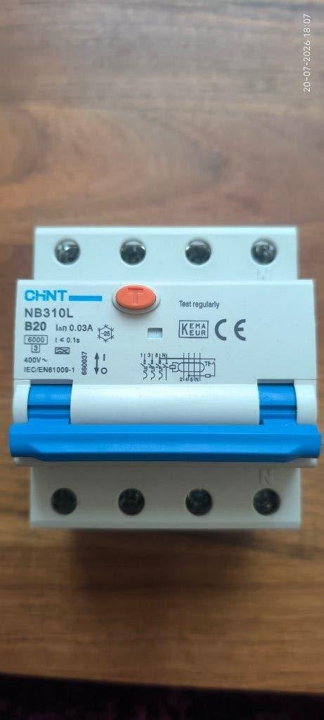 Chint aardlekautomaat B20 3P+N 30mA, Doe-het-zelf en Verbouw, Elektra en Kabels, Ophalen, Gebruikt, Overige merken, Overige typen