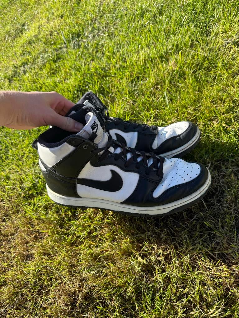 Nike Dunk High Black White (Panda) - EU 44, Kleding | Dames, Schoenen, Ophalen of Verzenden, Gedragen, Zwart, Sneakers of Gympen