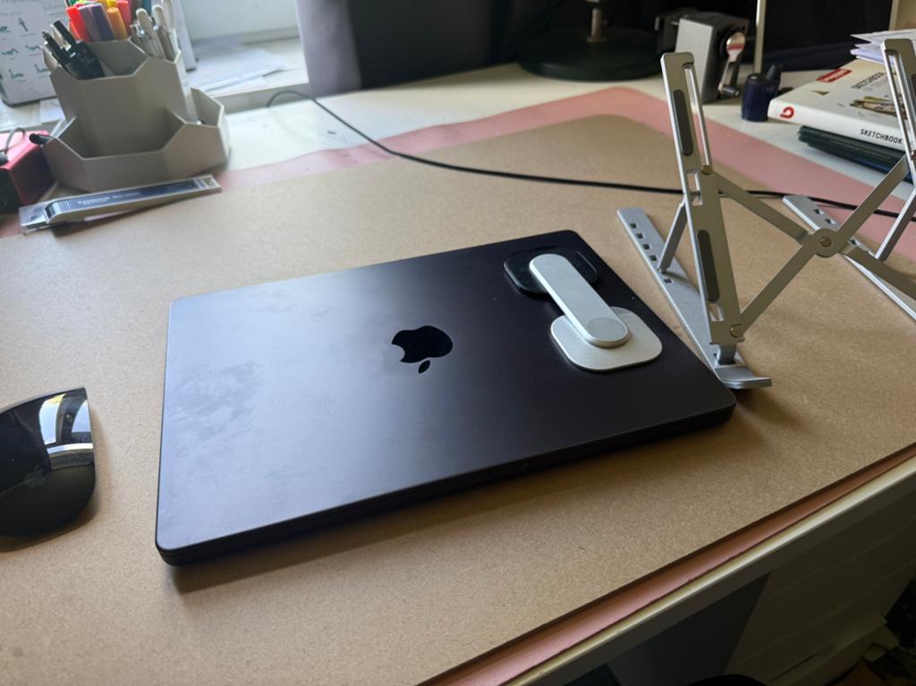 Apple Macbook Pro (M3 & 18GB Geheugen), 13 inch, Zo goed als nieuw, 4 Ghz of meer, Ophalen