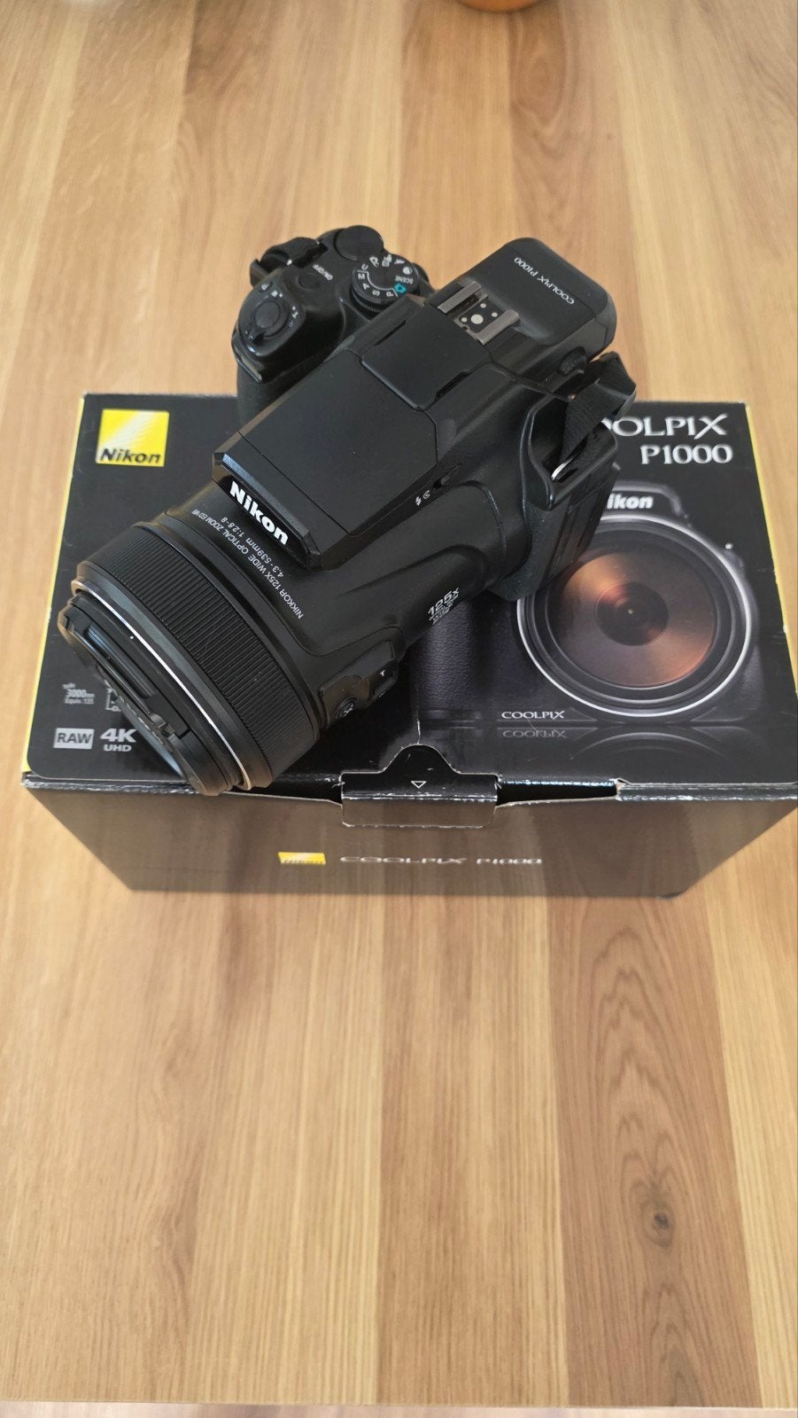 Nikon Coolpix P1000 Bridgecamera - 125x optische zoom, Ophalen, Zo goed als nieuw, Lensdop, 8 keer of meer