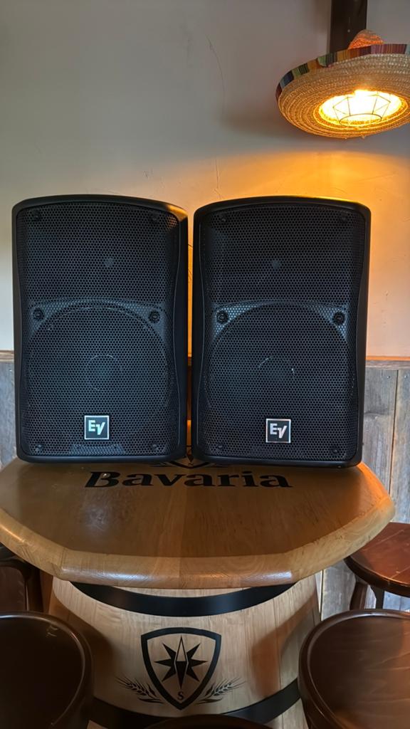 Electro voice zx3, Zo goed als nieuw, 120 watt of meer, Front, Rear of Stereo speakers, Ophalen