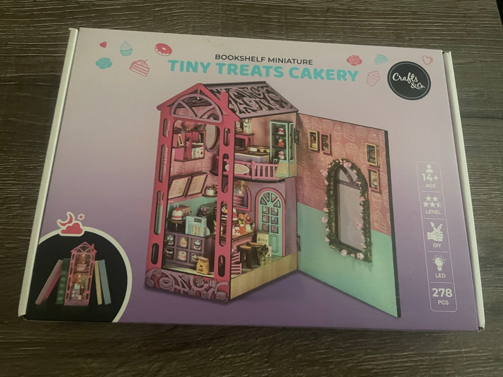 DIY Boekenplank Miniatuur: Tiny Treats Cakery, Overige thema's, Nieuw, Meerkleurig, Educatief
