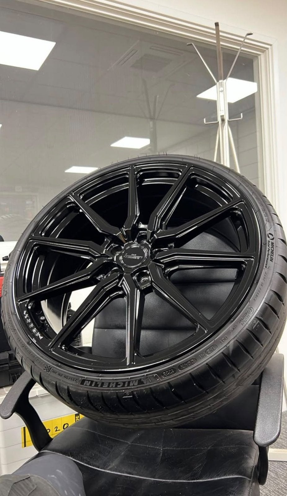 Originele Vossen Hybrid Forged HF-3 20 inch + Michelin Pilot, Banden en Velgen, Ophalen of Verzenden, 20 inch, Zomerbanden
