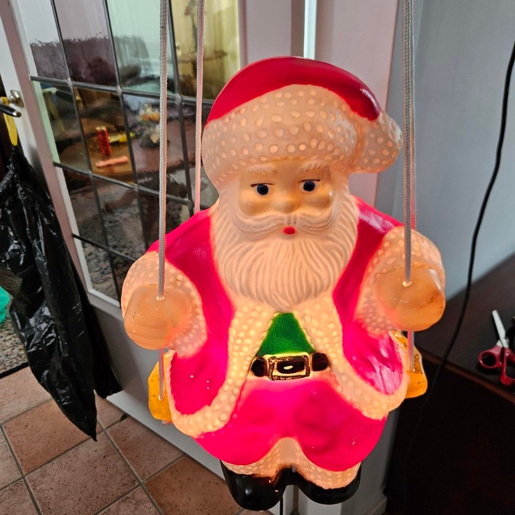 Kerstman op schommel, Diversen, Kerst, Ophalen, Gebruikt