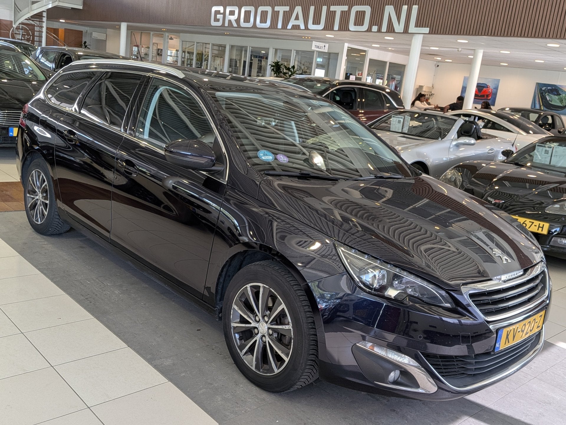 Peugeot 308 SW 1.2 PureTech Blue Lease Premium Automaat Airc, Stof, Gebruikt, 1199 cc, Origineel Nederlands