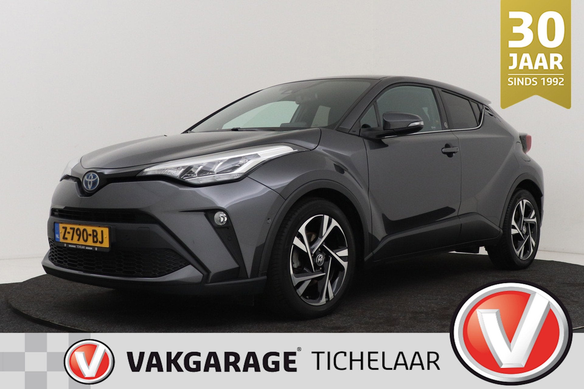 Toyota C-HR 1.8 Hybrid Team D | Trekhaak | 43.000 KM! | Voll, Stof, 4 cilinders, 122 pk, Hybride Elektrisch/Benzine