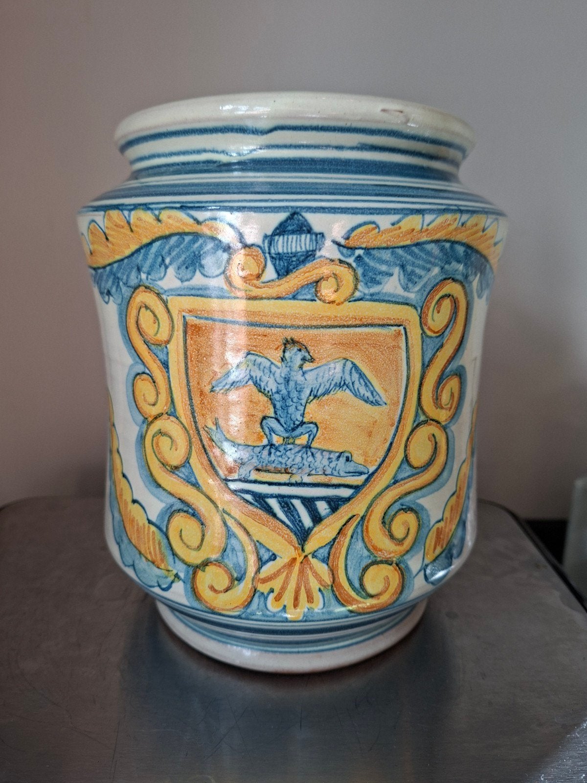 Grote Italiaanse Majolica apothekerspot Alessi Caltagirone, Antiek en Kunst, Ophalen of Verzenden