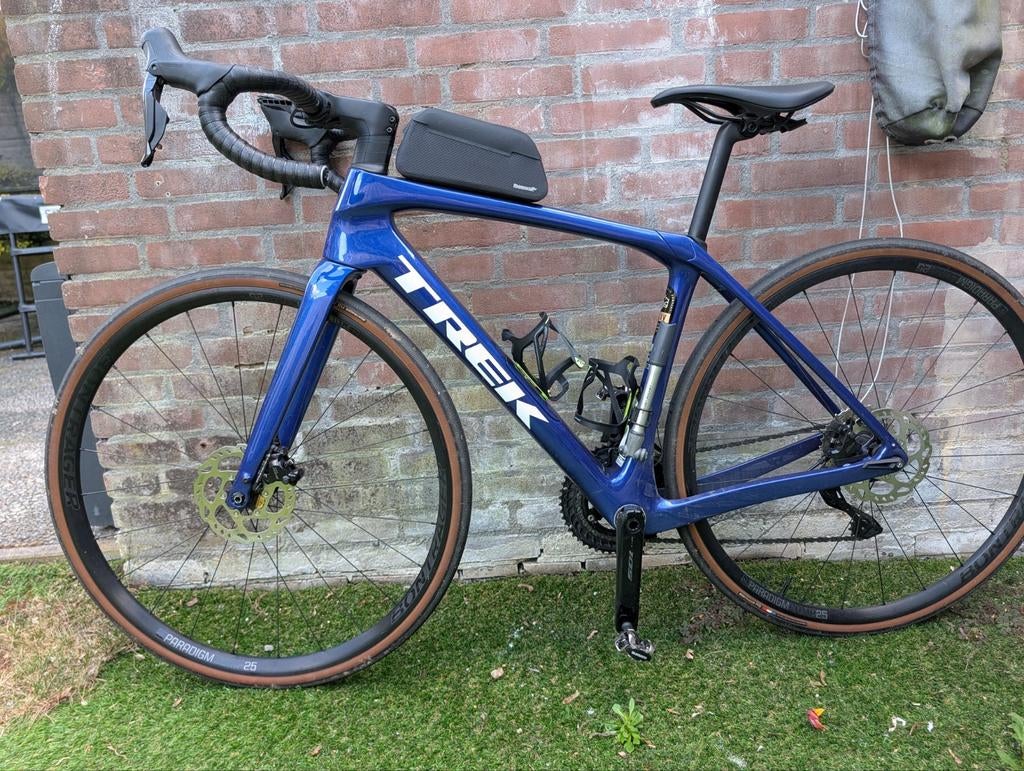 Trek Domane SL6 gen4 Shimano 105 di2 Zo goed als nieuw, 28 inch, Carbon, Heren, 49 tot 53 cm