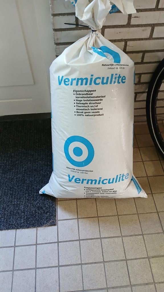 100 ltr vermiculite, Doe-het-zelf en Verbouw, Isolatie en Afdichting, Ophalen of Verzenden, Overige materialen, Minder dan 4 cm