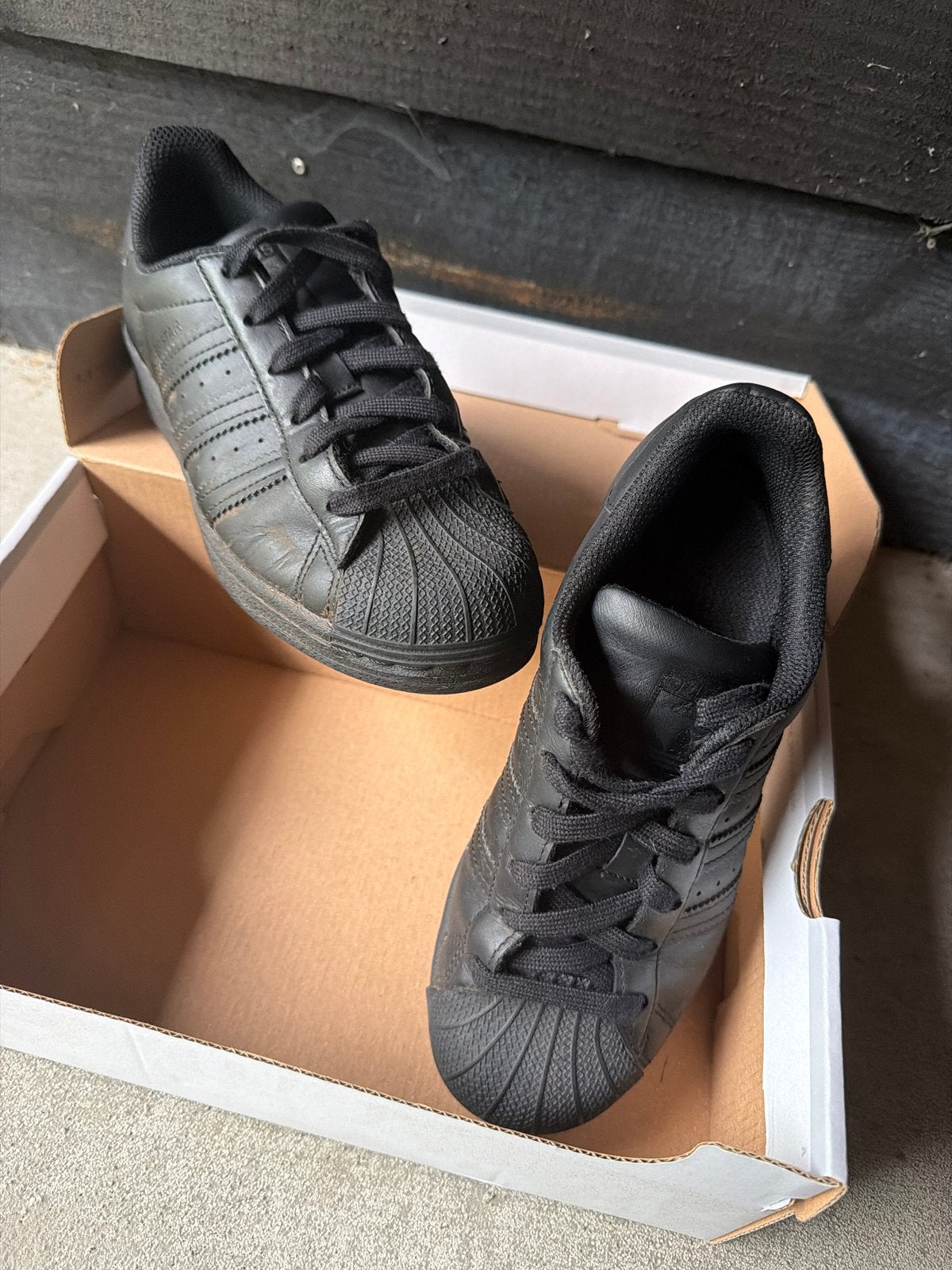 Adidas Superstar sneakers - Zwart - Maat 36, Ophalen, Gedragen, Zwart, Sneakers of Gympen