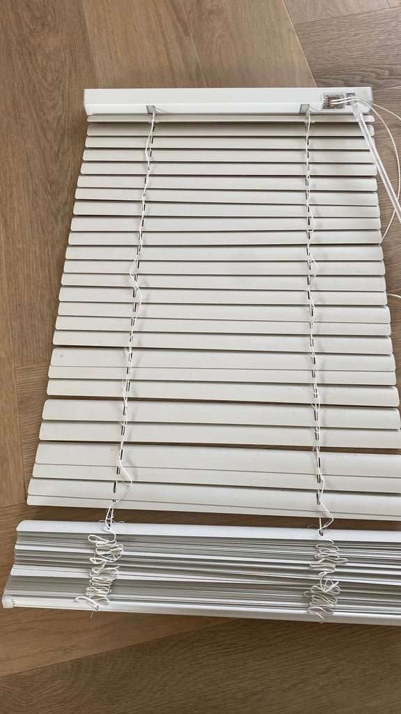 Tweemaal aluminium jaloezie matwit, Ophalen of Verzenden, Zo goed als nieuw, Wit, 150 tot 200 cm