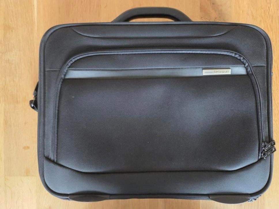 Samsonite Laptoptas Zwart - Perfect voor 15 inch laptops, Computers en Software, Laptoptassen, Zo goed als nieuw, Aktetas, 15 inch