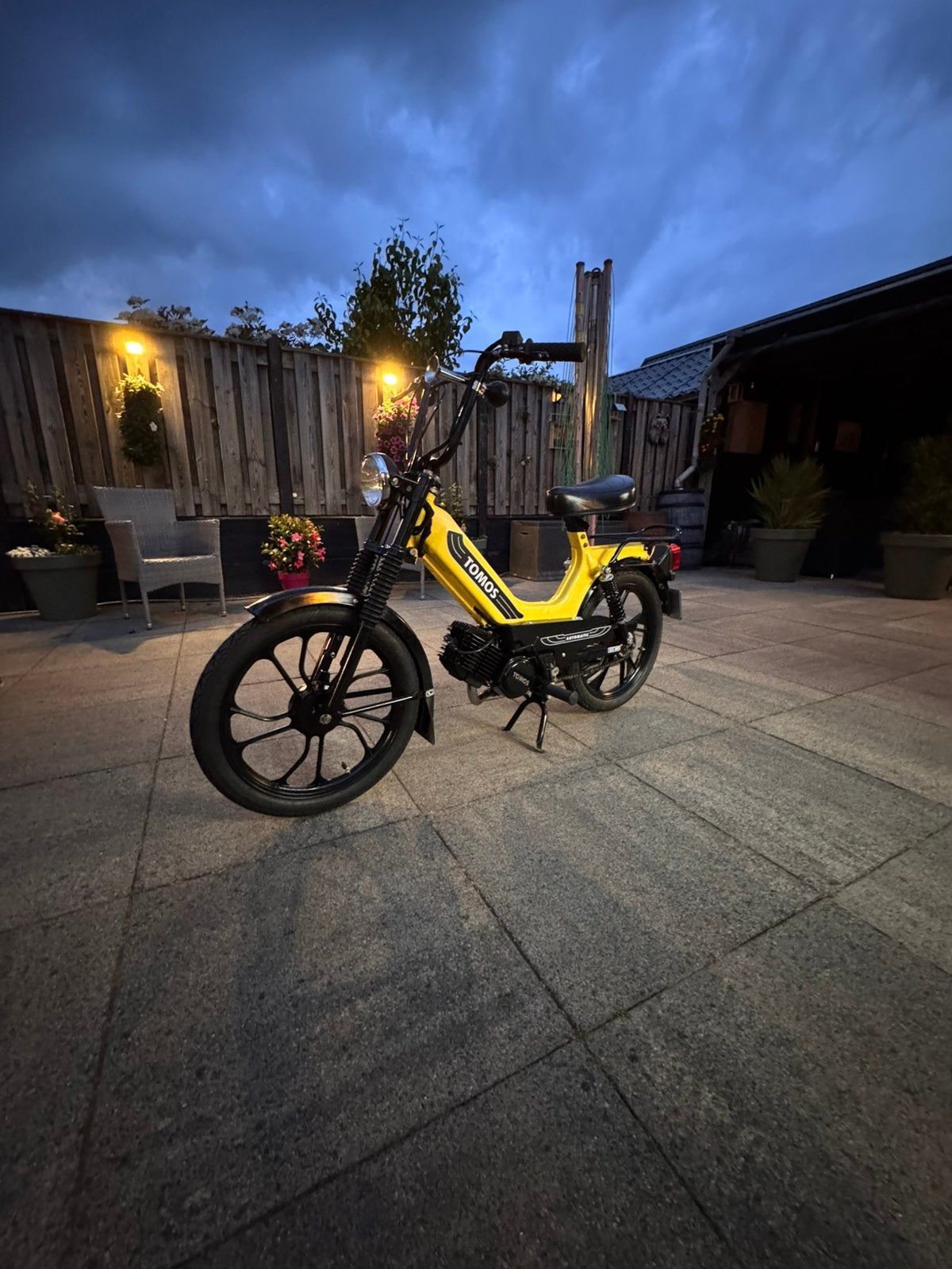 Hele nette Tomos, Ophalen, Maximaal 45 km/u, Zo goed als nieuw, Standard