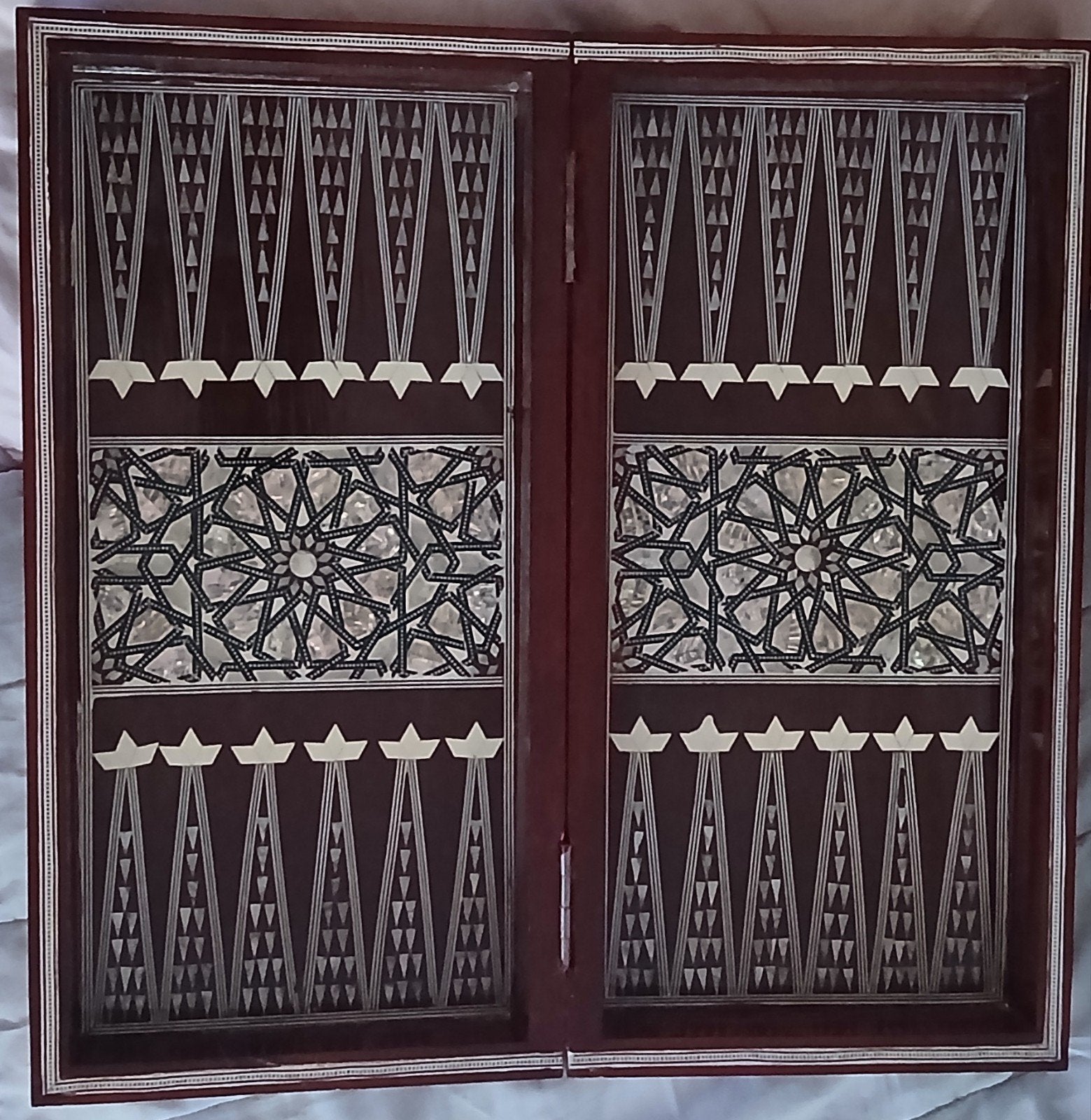 Luxe 2-in-1 Houten Spelbord: Backgammon, Schaak & Dammen, Hobby en Vrije tijd, Gezelschapsspellen | Bordspellen, Een of twee spelers